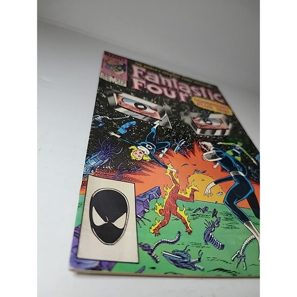 Marvel Comics Fantastic Four #279 - Picture 2 of 7